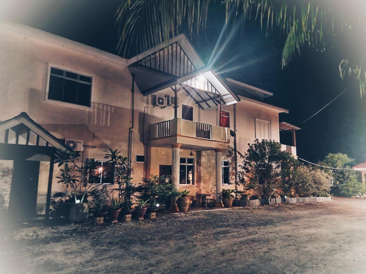 Kurau Inn Farmstay Kuala Kurau Экстерьер фото