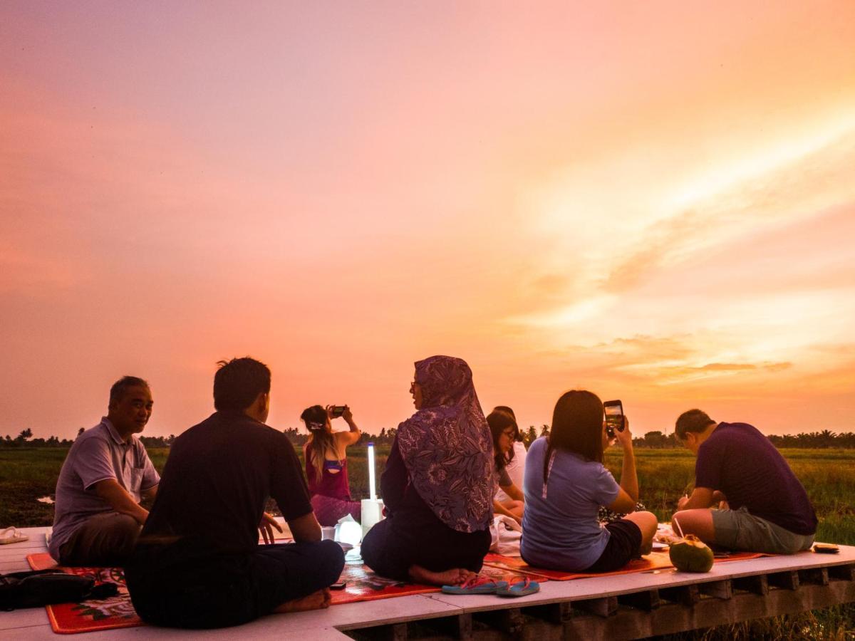Kurau Inn Farmstay Kuala Kurau Экстерьер фото